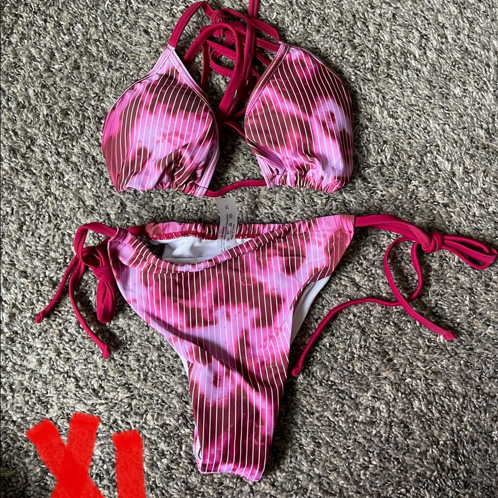 New Tie-Dye Bikini Set, Size XL